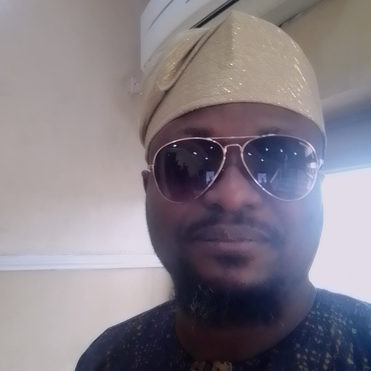 bembloye's tweet photo. #NewProfilePic https://t.co/C2s015gaGj