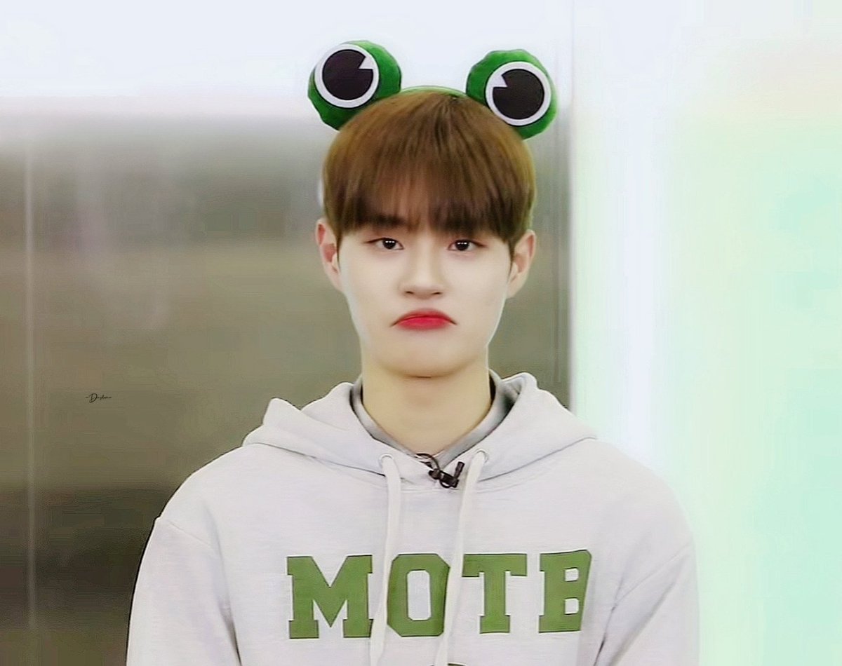 Desdemo0129's tweet photo. 🐸
#이대휘 #DAEHWI  #AB6IX 
#LEEDAEHWI #대휘 https://t.co/EEhp5ugh6S