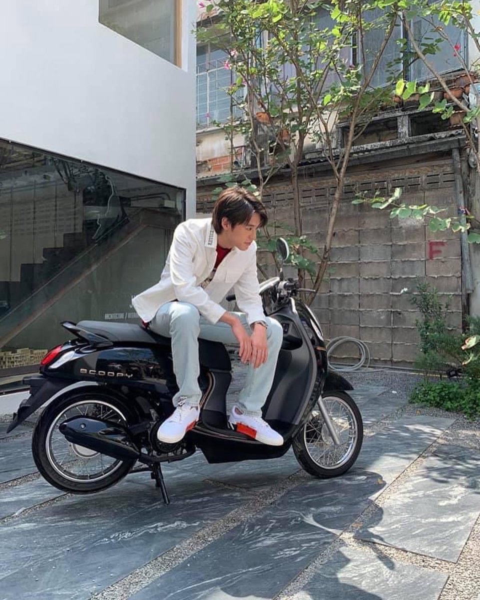 bkppjourney_'s tweet photo. พี่กิ้นวันนี้คับ แสนเท่แสนหล่อ📸🥺

ปล.โสดแต่จีบไม่ได้นะคะคนนี้😎

#บิวกิ้น #Billkin 
#บกพพ #บิวกิ้นพีพี https://t.co/QX4R7aNruy
