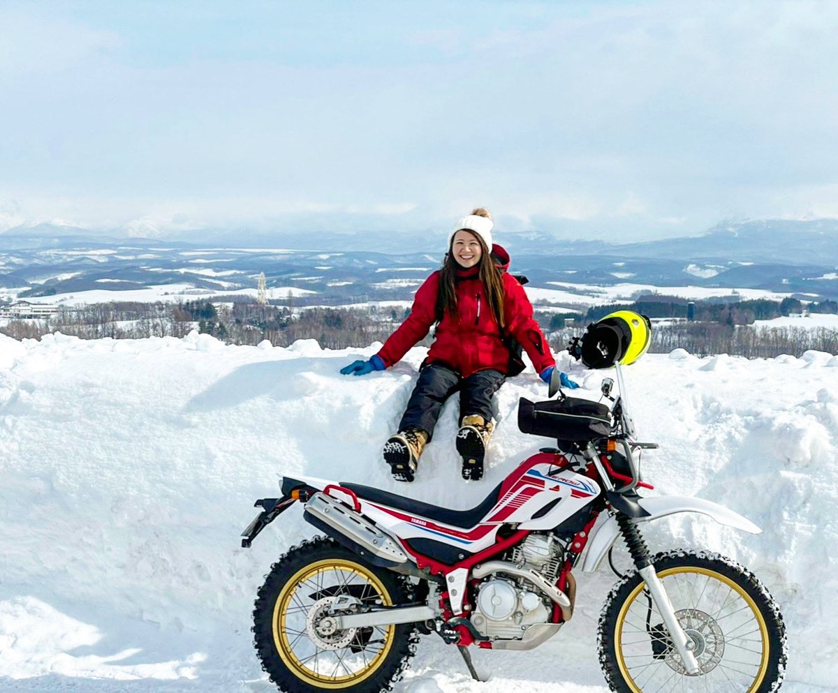 マグ Mag 道産子バイク女子 A Twitter 今日も一日元気よく 雪山登るのと 雪で寝転ぶの好き 上富良野 富良野 北海道 バイク女子 ツーリング セロー 北海道ツーリング 女性ライダー オフロードバイク バイクがある景色 バイクがある風景 バイク好きな