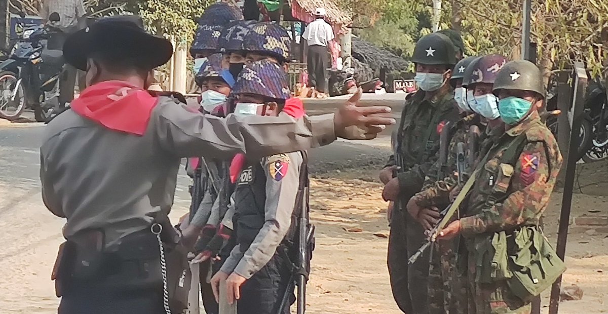 IrrawaddyNews's tweet image. Several people have been wounded and arrested in #Bagan, one of Myanmar’s UNESCO World Heritage Sites, as police and soldiers fired live ammunition on anti-regime protesters on Sunday morning. 
#WhatsHappeningInMyanmar