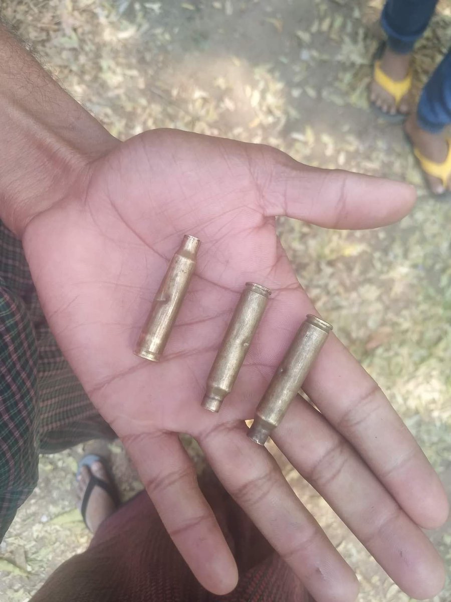 IrrawaddyNews's tweet image. Several people have been wounded and arrested in #Bagan, one of Myanmar’s UNESCO World Heritage Sites, as police and soldiers fired live ammunition on anti-regime protesters on Sunday morning. 
#WhatsHappeningInMyanmar