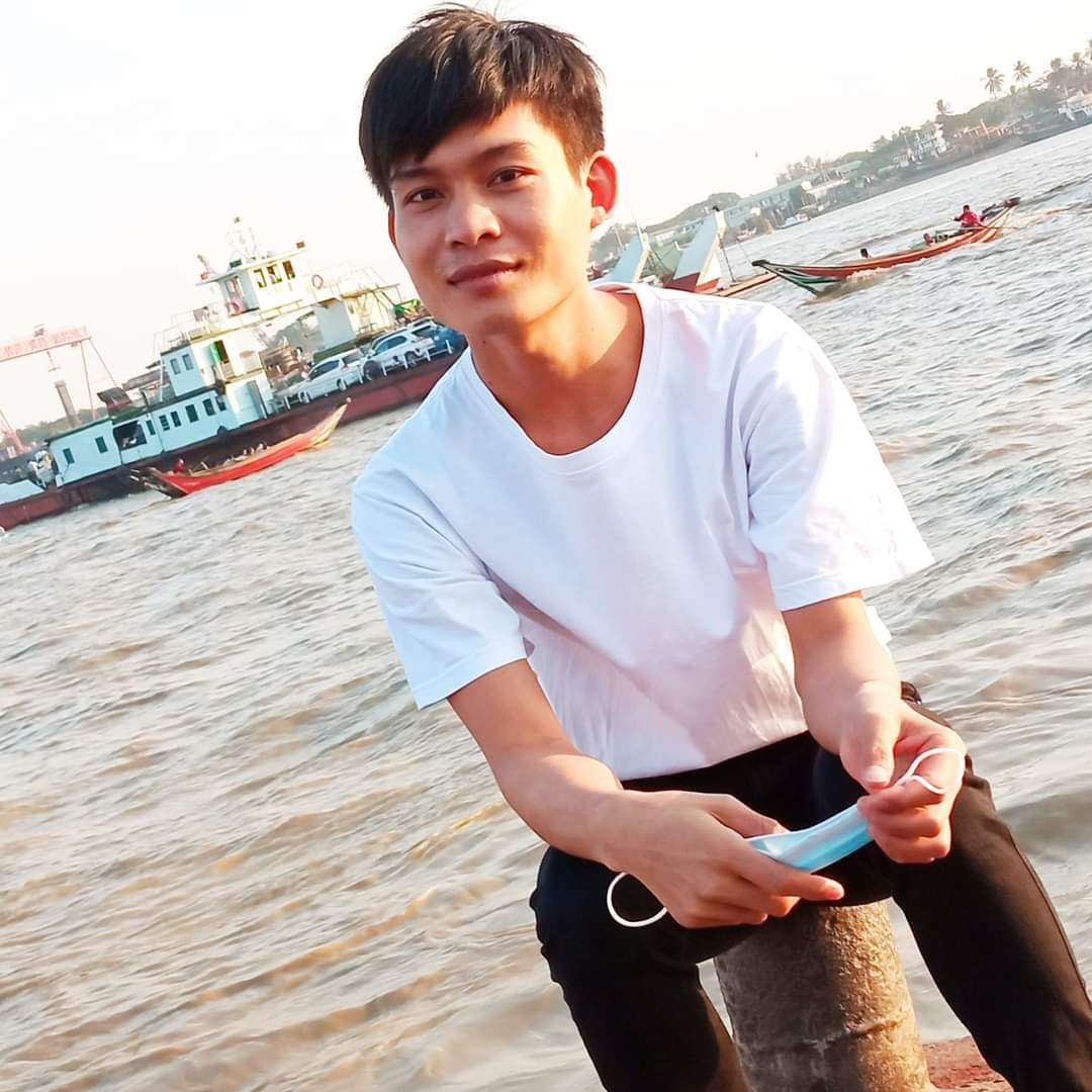 SoePaingLin12's tweet photo. #NewProfilePic https://t.co/Bv7sFLfKEC