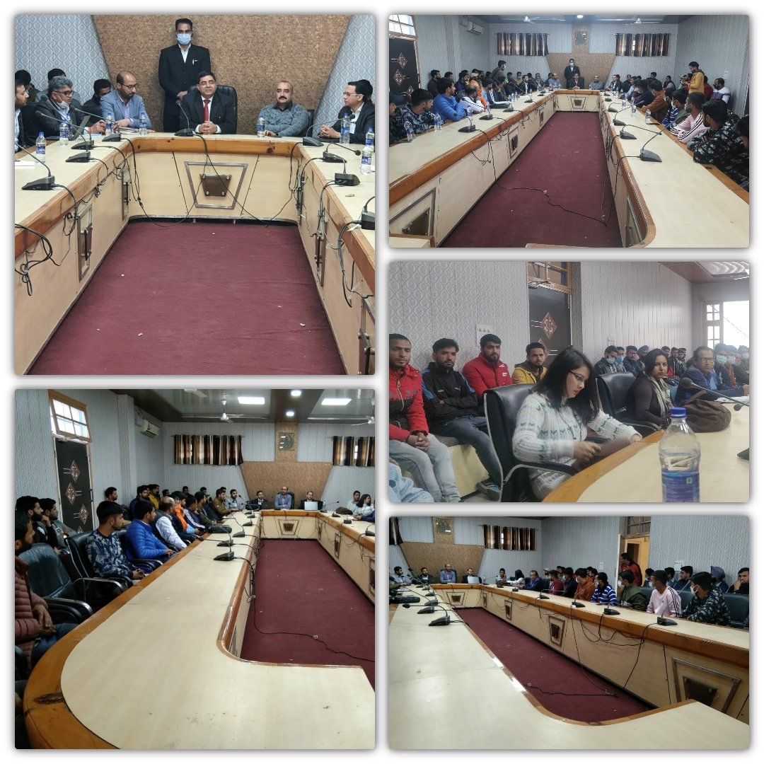 anujmahhajan's tweet photo. Back to Back workshops...
#workacholic #lovemyjob https://t.co/oWiQ2wQ48z