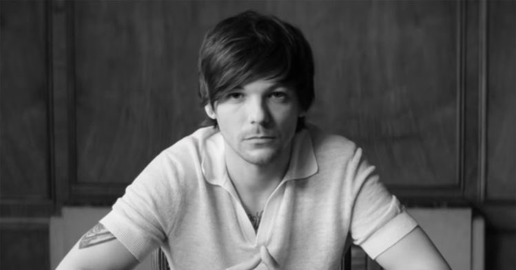 marcycha__a's tweet photo. to już 2 lata od wydania tej cudownej piosenki, jestem z niego ogromnie dumna i przysięgam że do tej pory rycze jak jej słucham
#2YearsOfTwoOfUs #StreamTwoOfUs #ProudOfLouis https://t.co/va64jcRJ3y