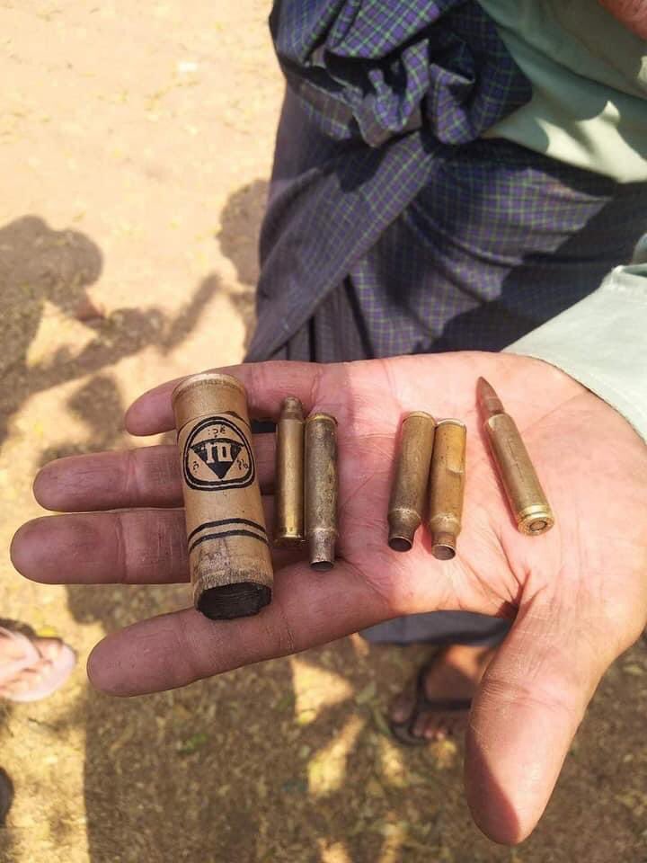 SAN58930863's tweet photo. @RapporteurUn Myanmar Terrorist army use gunfire in cracking-down the protestor group at the Bagan World Heritage Region.This is violating against the World Heritage Convention and its relateed convention,Geneva convention. Myanmar Terrorist army group committed the war crime entirely.@UNESCO https://t.co/u2OSoFX917