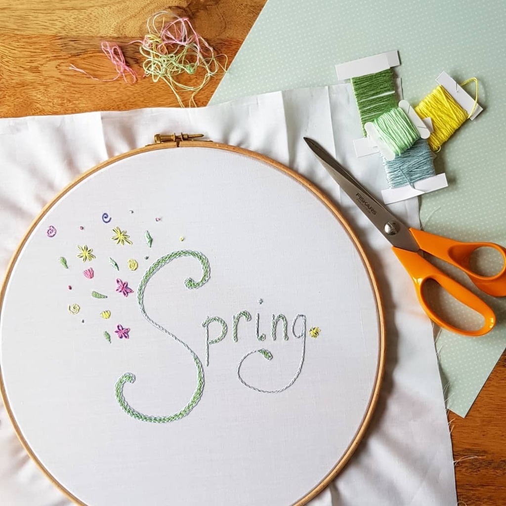 craftcartwright's tweet photo. Plans for Sunday morning.
1 Finish my Spring embroidery wreath
2 enjoy the silence whilst the kids are on a bike ride.
You?
#embroidery #stitchersofinstagram #craftcartwright #crafts #makers #handmade #crafthappy #crafting #diy #madeitmyself #handsewn #… https://t.co/xCFZxKca32 https://t.co/Ua3zRcjl8P