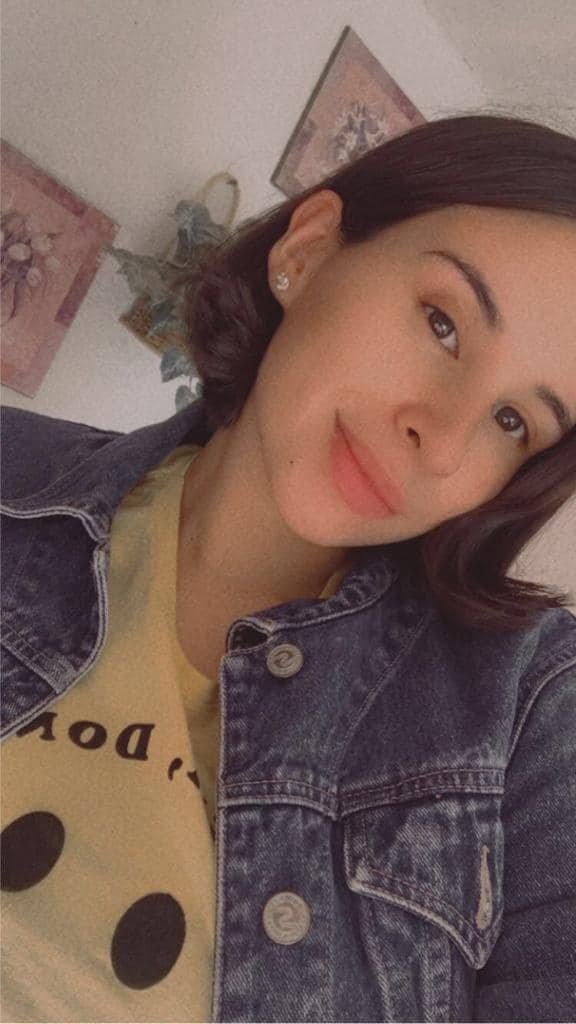 ReneeGoust's tweet photo. Alejandra Laborín Martínez salió de su casa en #Nogales #Sonora el 27 de Febrero a las 8 am y desde entonces su familia no ha sabido nada de ella

En México no alcanzan las vallas para escribir tanto nombre de las que nos faltan, carajo!

Retuit, por favor
#TeBuscamosAlejandra https://t.co/pacSeiuNTd