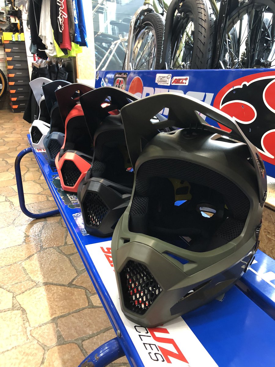 Ast Bikes フルフェイスヘルメット キッズバイク Mips 付き Fox Foxracing Rampage 子供用サイズ でご用意しました 新入荷 Bmxracing マウンテンバイク Astbikes Astforest 和光 秩父 成増 光が丘公園 練馬 板橋 T Co Rphbctpkuc Ast Bikes フルフェイスヘルメット キッズバイク Mips 付き Fox Foxracing Rampage 子供用サイズ でご用意しました 新入荷 Bmxracing マウンテンバイク Astbikes Astforest 和光 秩父 成増 光が丘公園 練馬 板橋 T Co Rphbctpkuc
