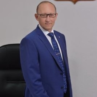 С днем рождения,мой друг! Желаю, чтобы при любых обстоятельствах оставался баланс и гармония в душе, здоровье в теле, стабильный доход, мир и любовь в семье. Пусть близкие радуют счастливыми улыбками, а жизнь ― возможностями!