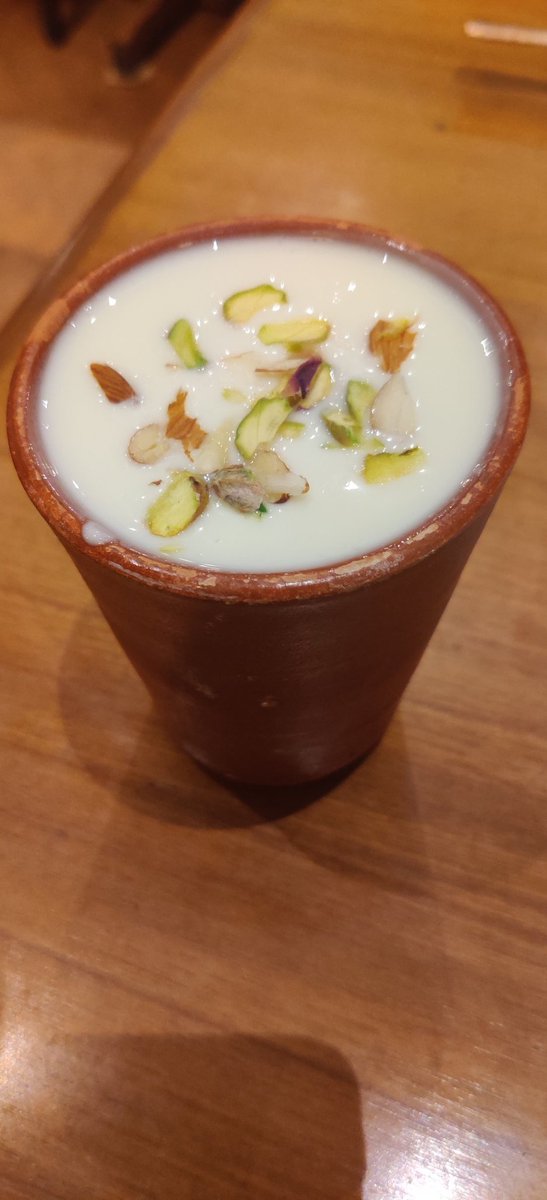 A2Afreen's tweet photo. Indulged in a Thaali full experience at Delhi Highway
Here is everything you need to know about the vegetarian restaurant: https://t.co/uBFhUroVuz
#AafEats #food_blogger #vegetarianfoods #restaurantreviewer https://t.co/Z0nBMh6ep8