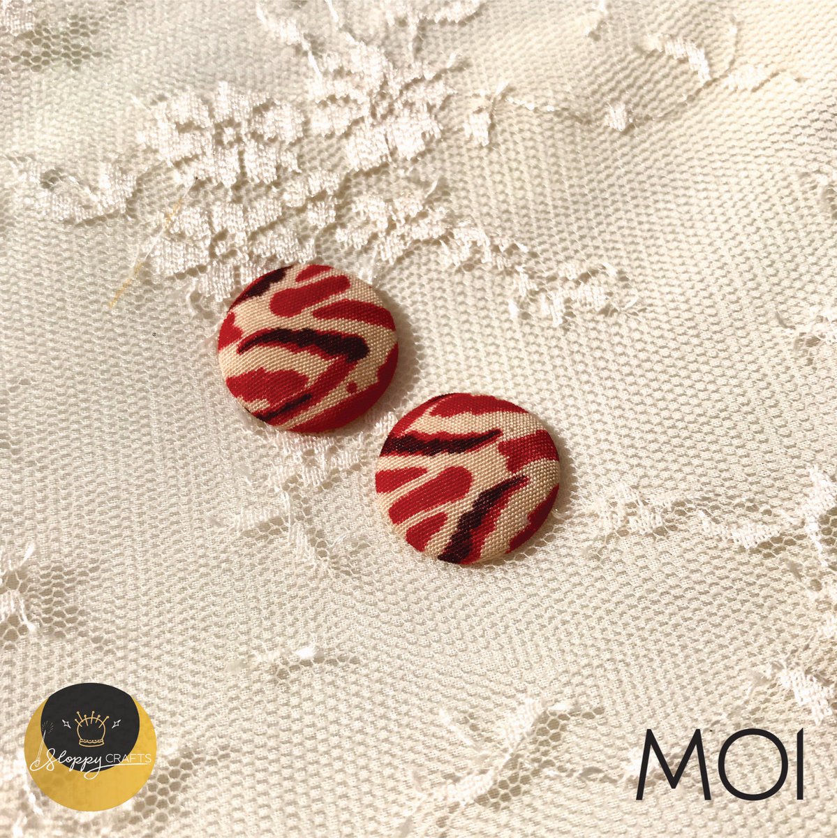 SloppyCrafts's tweet photo. Pengerindu Stud Earrings in Classic Red

RM12 per pair
RM20 for 2 pairs

We only have one of each designs, so do DM us for purchase ❤️ https://t.co/pqkm14TQEb