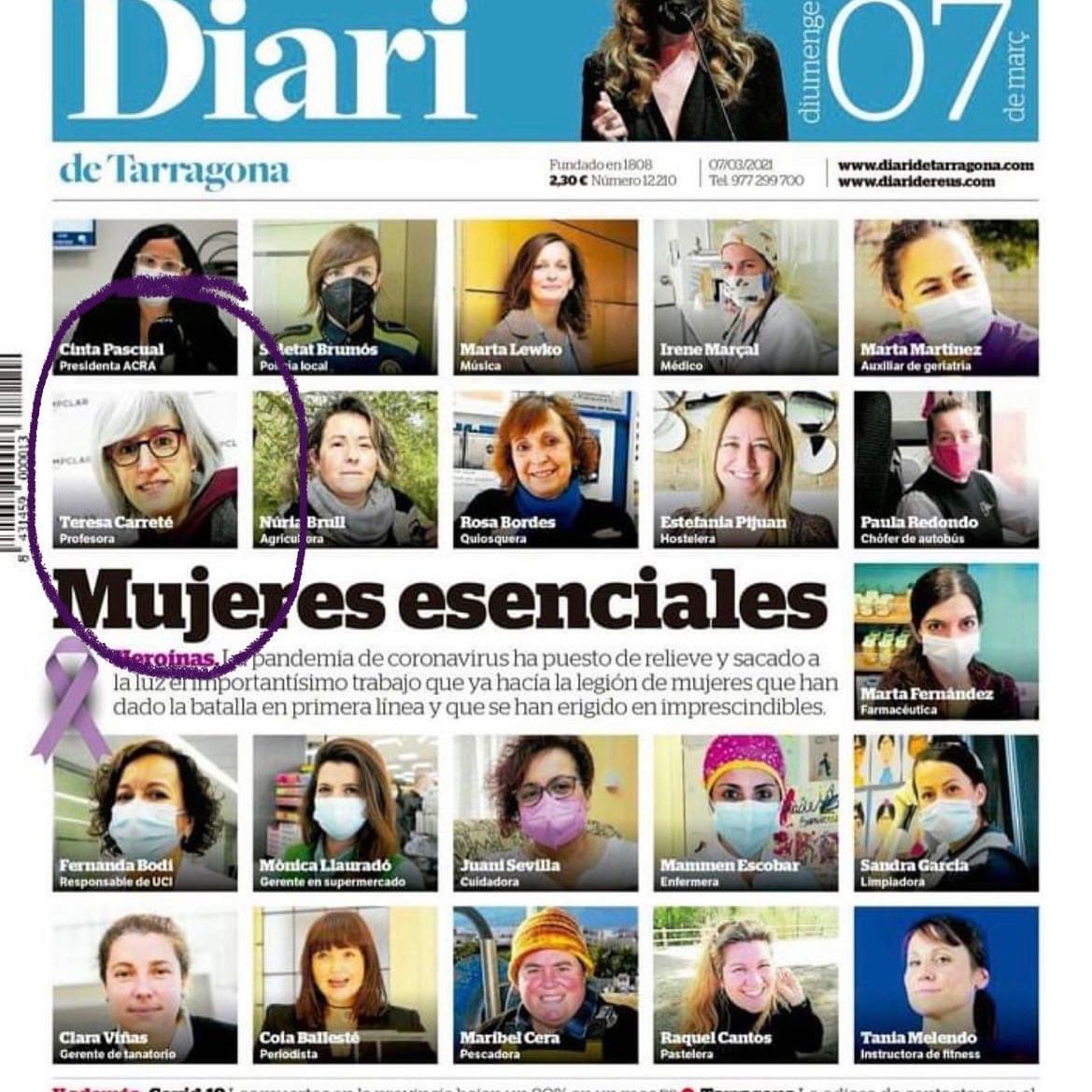 #8M #8M2021 #donesessencials <a href="/mrecasensm/">Montserrat Recasens</a> (també dona essencial) <a href="/educaciocat/">Educació</a> <a href="/jeanmarcsegarra/">Jean-Marc Segarra Ma</a> <a href="/rcodines/">Rosa Maria Codines</a> les i els docents, essencials en el context actual, avui a <a href="/diaridtarragona/">Diari de Tarragona</a> representats per la <a href="/tere_carrete/">Tere Carreté Castellví</a> professora de <a href="/INS_CAMPCLAR/">INSTITUT CAMPCLAR</a>