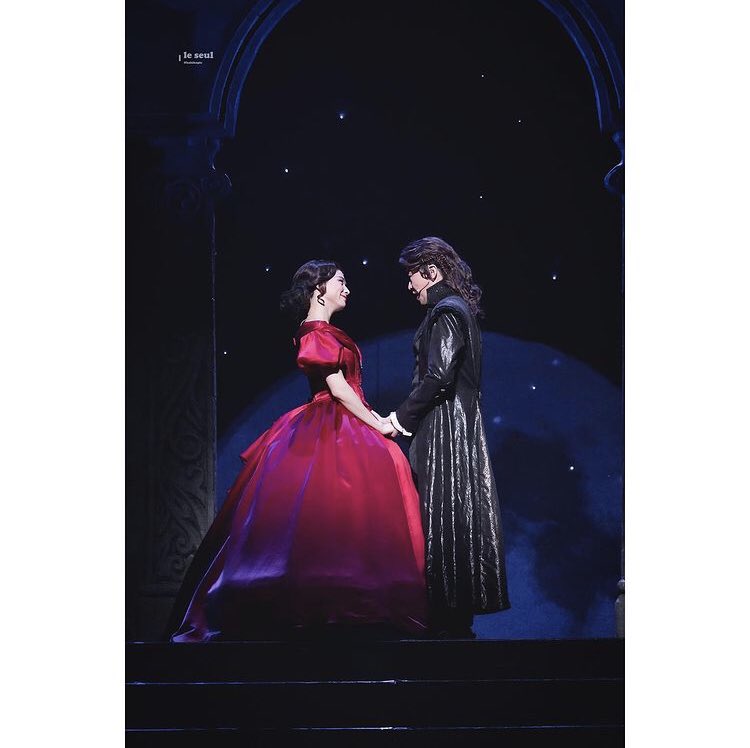 CSJHTheGrace_'s tweet photo. 210306 LINA @ 'MONTECRISTO' musical (4).

Credit: sjsjpic__ 

#CSJH #TheGrace #천상지희 #TSZX #Tenjochiki #天上智喜 #Shapley #샤플리 #LINA #린아 #뮤지컬 #MONTECRISTO #몬테크리스토 https://t.co/Tizo6Whl6p