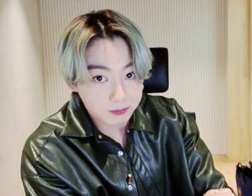 mint hair color jungkook
