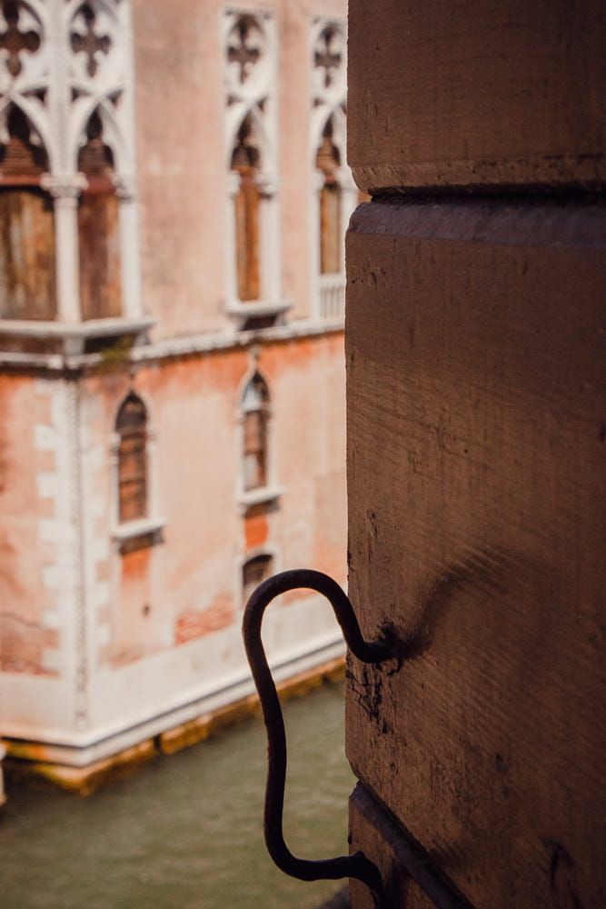 Good morning beautiful souls. Wishing you a most wonderful Sunday 🌞 Buongiorno, meravigliosa domenica a tutti voi ~❤~ #venezia #venice #serenissima #feelvenice #lovevenice #goodmorning #happysunday ~ ph.by Laura Diara