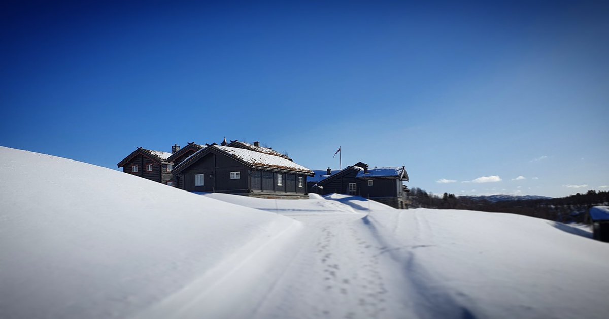 Winter in Orkelbogen, at Tynset in Norway.
#WinterWonderland #SNOWDAY #snow #HappyWeekend #mountainview #Norway <a href="/visitnorway/">Visit Norway</a> #lifeinnorway #opplevno