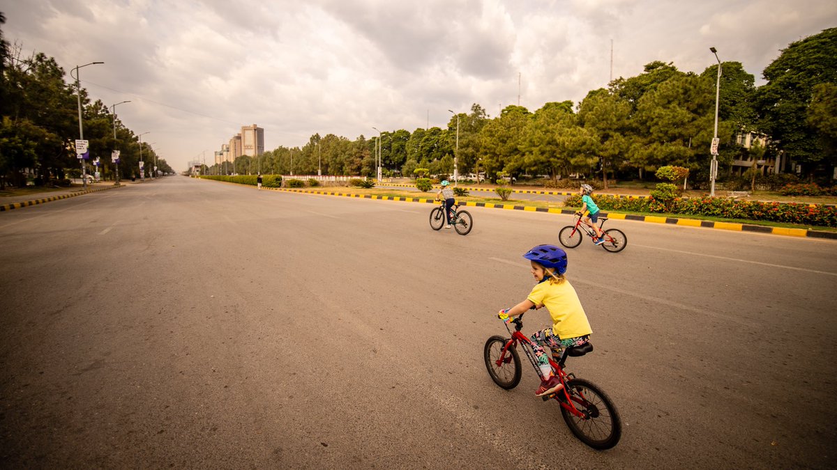 Amazing #CyclingSunday in Islamabad. Thanks @CyclingIsb and @EUPakistan for organising a great event.