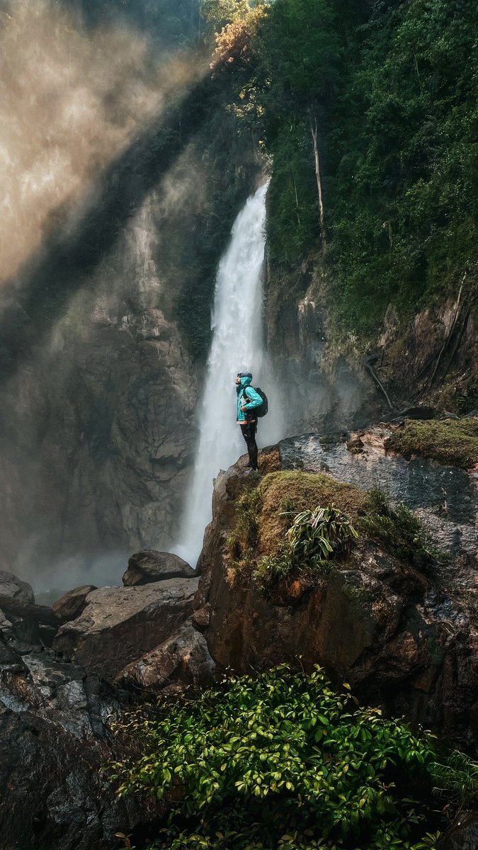 TrgTourism's tweet photo. Antara air terjun yang lawa di Malaysia.
Pictures by @back3basic
๐ Air terjun Berdebu, Dungun, Terengganu
#back3basic #basicngat #vsco #hiking #camping #campingvibes #campfire #campinglife #roadtrip #adventure #outdoor #amazingterengganu #terengganu #visitmalaysia https://t.co/U0zVM3LCL2