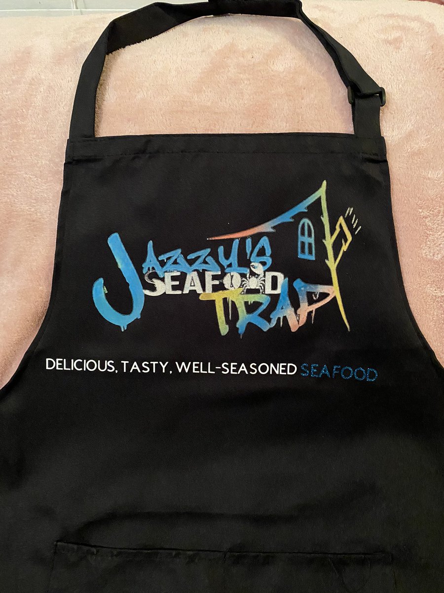 2 for $35 Custom Aprons!! Come fuck with me man!!! #Custom #CustomMade #CustomLogo #Apron #CustomApron #Chef #Hairstylist #Cosmetics #BBQ #Cooking #CookingApron #GrillMasters