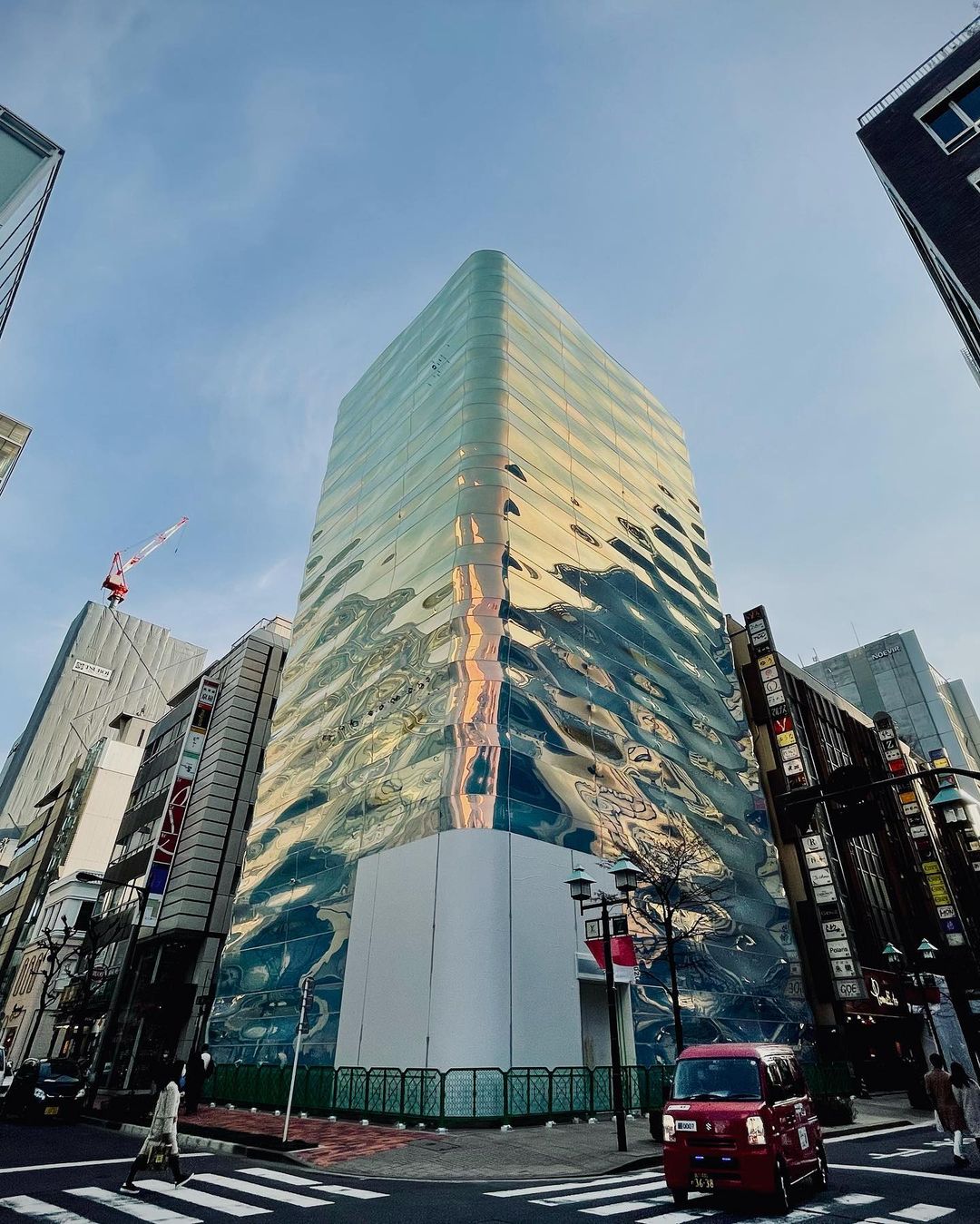 unleashthegeek on X: Louis Vuitton Ginza Namikidori store in Tokyo,  reopening Mar 20 after 3 years of renovation. Photos by TECTURE MAG    / X