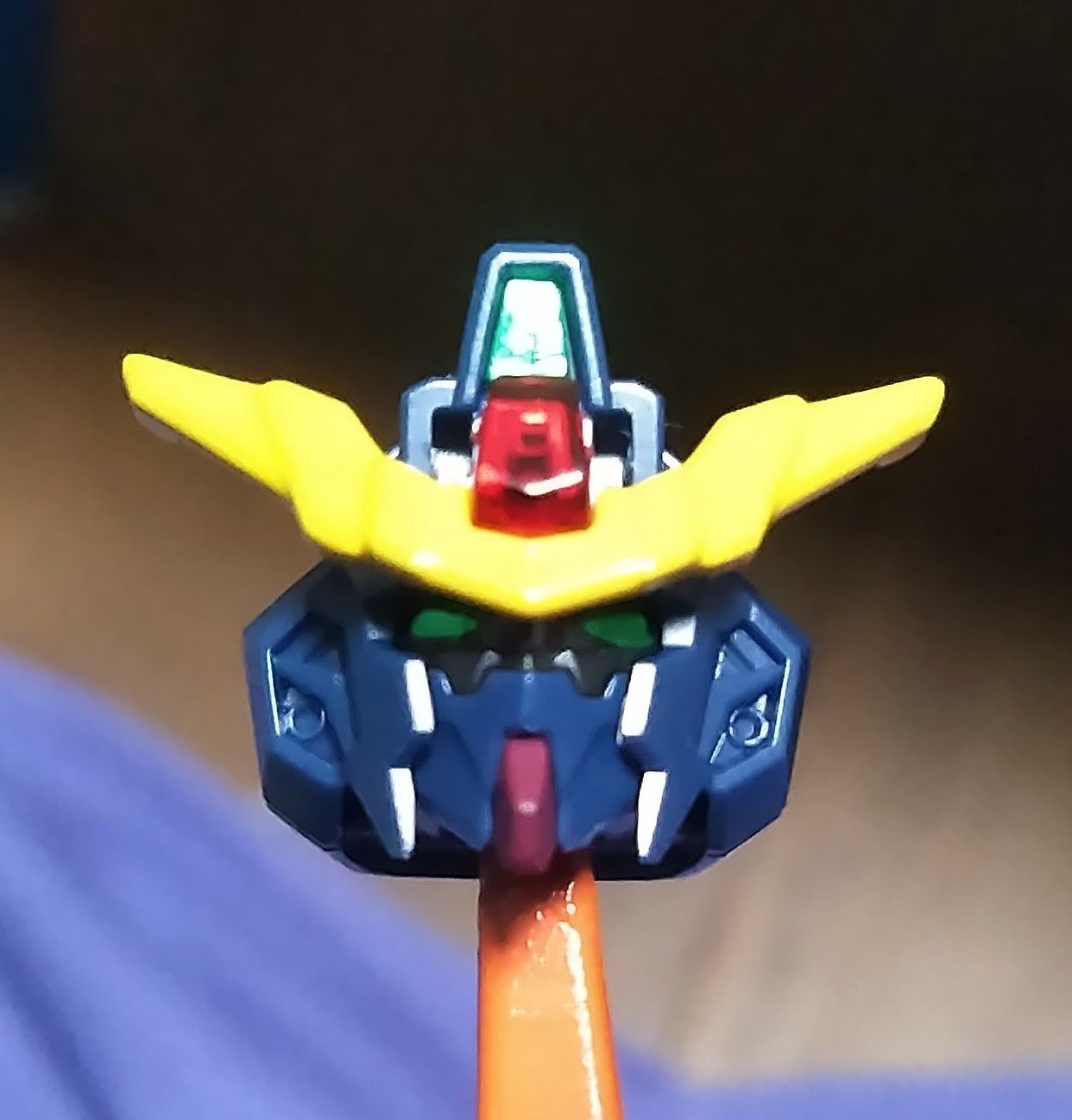 どむ R50 クラスチェンジ ツインアイはシール Hgサイズだと塗装は無理無理 ガンプラの画像を貼るとrtされると聞いて コアガンダム T Co Dhceajydlg Twitter