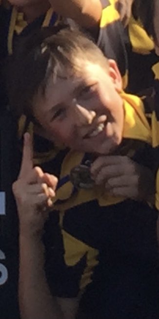 joeforrestcric1's tweet photo. An incredible spell from this guy of 5 overs with one hat trick followed by a second almost hat trick with two wickets in two balls. Unplayable! 5 fa 4 off 5 overs. Due recognition to the mighty @BCCCobras and their encouragement and support. Well done Harry - thoroughly deserved https://t.co/z0RHYwCsXN