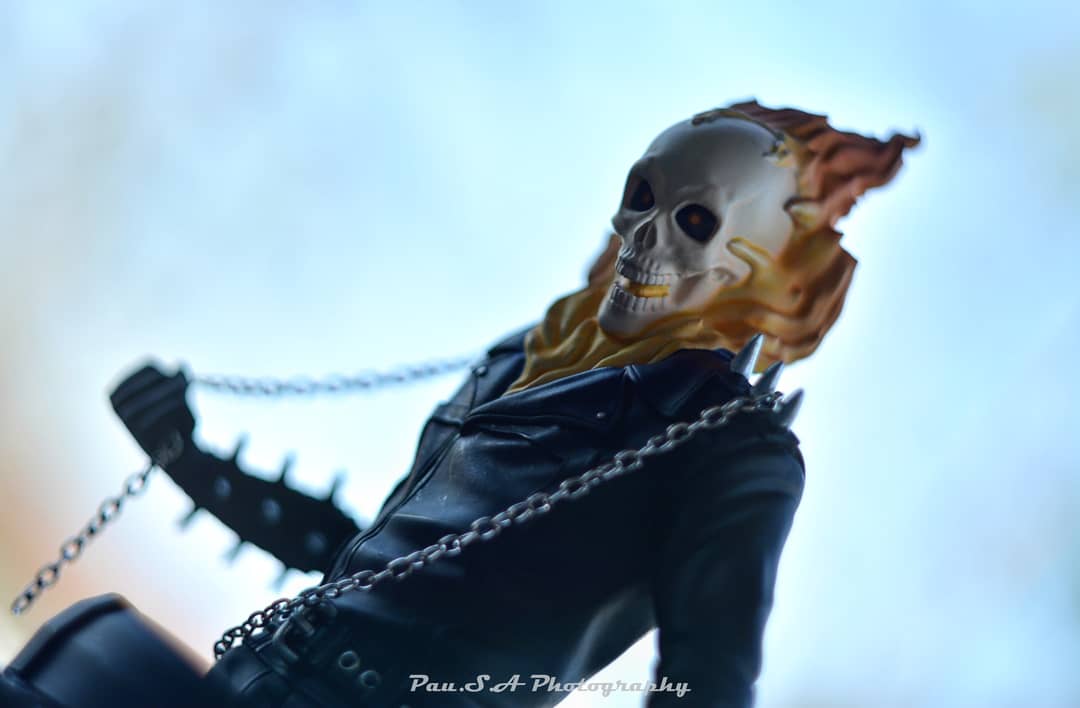 pau_s_a_photo's tweet photo. Busto Marvel: GHOST RIDER

#ghodtrider #ghost #rider #johnnyblaze #johnny #blaze #nicolascage #nicolas #cage #mattlong #matt #long #bustomarvel #busto #colecao #collection #marvel #avengers  #marvelcomics #vingadores #cosplay #pausaphotography #comics #cinema #movie #superherois https://t.co/TSZ7rtT9pp