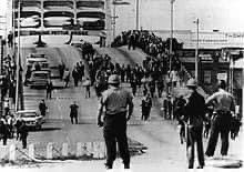jlgadreau's tweet photo. Un peu d’histoire...
Ce jour, en 1965, dimanche sanglant #BloodySunday
#Selma !
On se souvient. Et continuons à travailler pour créer un monde plus juste, pacifique et humain...
#MLK #MonCalendrierProtestant https://t.co/Qkz4Lhi24R