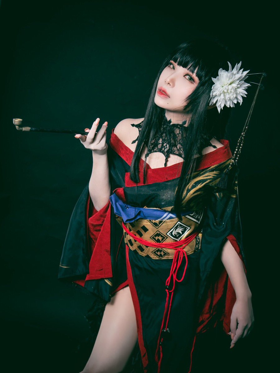 kyouji132021's tweet photo. 『堕ちて……堕ちて……
何もかもが妬ましく、身は黒く腐り果てている。
はびこる正義はこぞって偽善、悪性だけがあたしの理屈さ……。』

ヨツユ/ #ff14 

photo by @2323lov
 #ffxiv #ff14cosplay #ffxivcosplay #cosplay https://t.co/cuy58SBZAZ