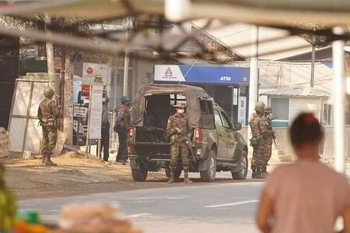 Stir Mark Nice 0 Bagan region peaceful demonstrators today public military and police crackdown😔This is an insult to the whole world.💔Take action as soon as possible with Min Aung Hlaing and his associates🙏
#Savemyanmar🇲🇲