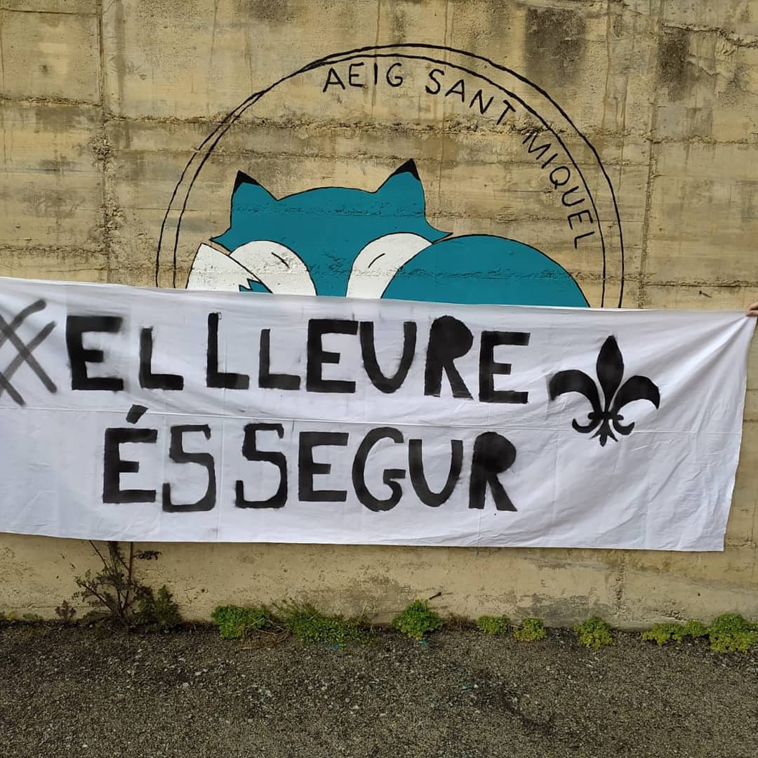 cauangles's tweet photo. Des del @cauangles reivindiquem que tal i com s'ha demostrat amb anterioritat, el lleure és segur, essencial i un dret dels infants i joves. És per això que reclamem que el lleure es descongeli per complet #ElLleureÉsSegur #DescongelemElLleure @EscoltesiGuies https://t.co/fHYFmDp9RJ