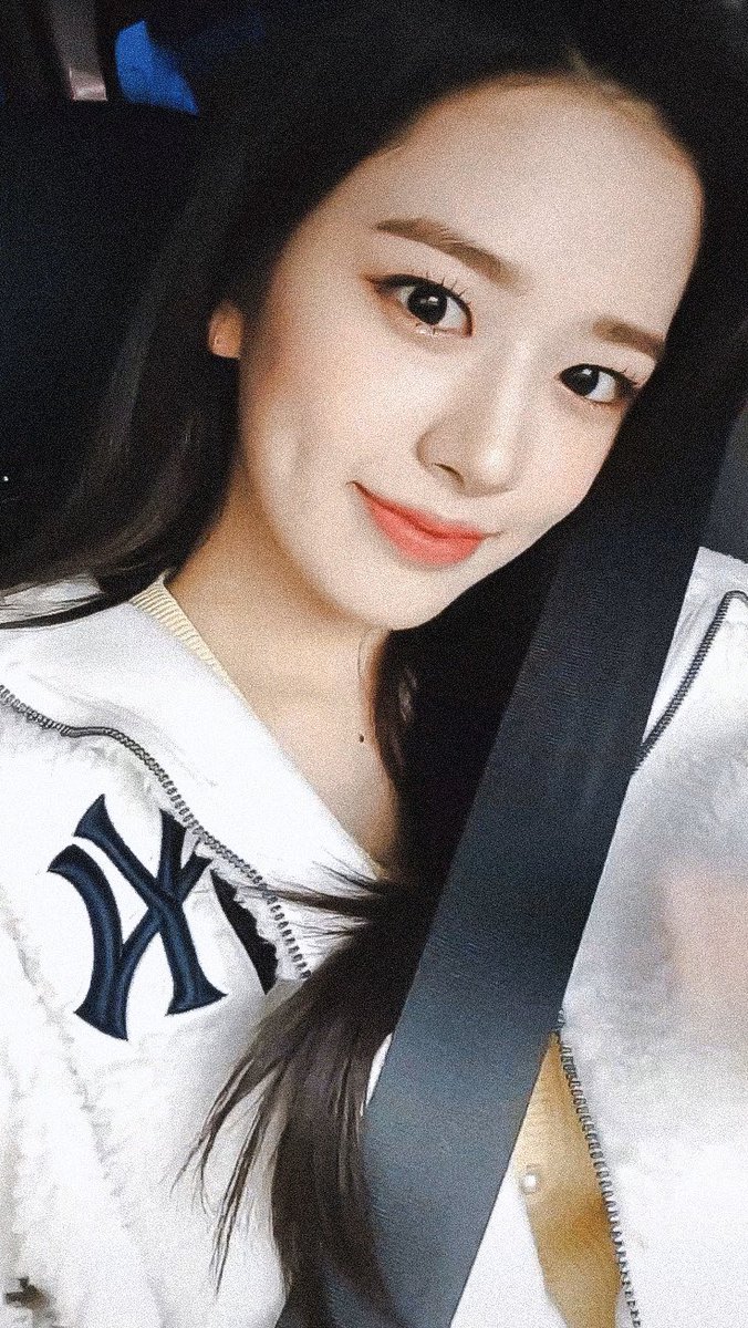 Pure_in_'s tweet photo. #안유진 #아이즈원 https://t.co/7tWE4hIEef