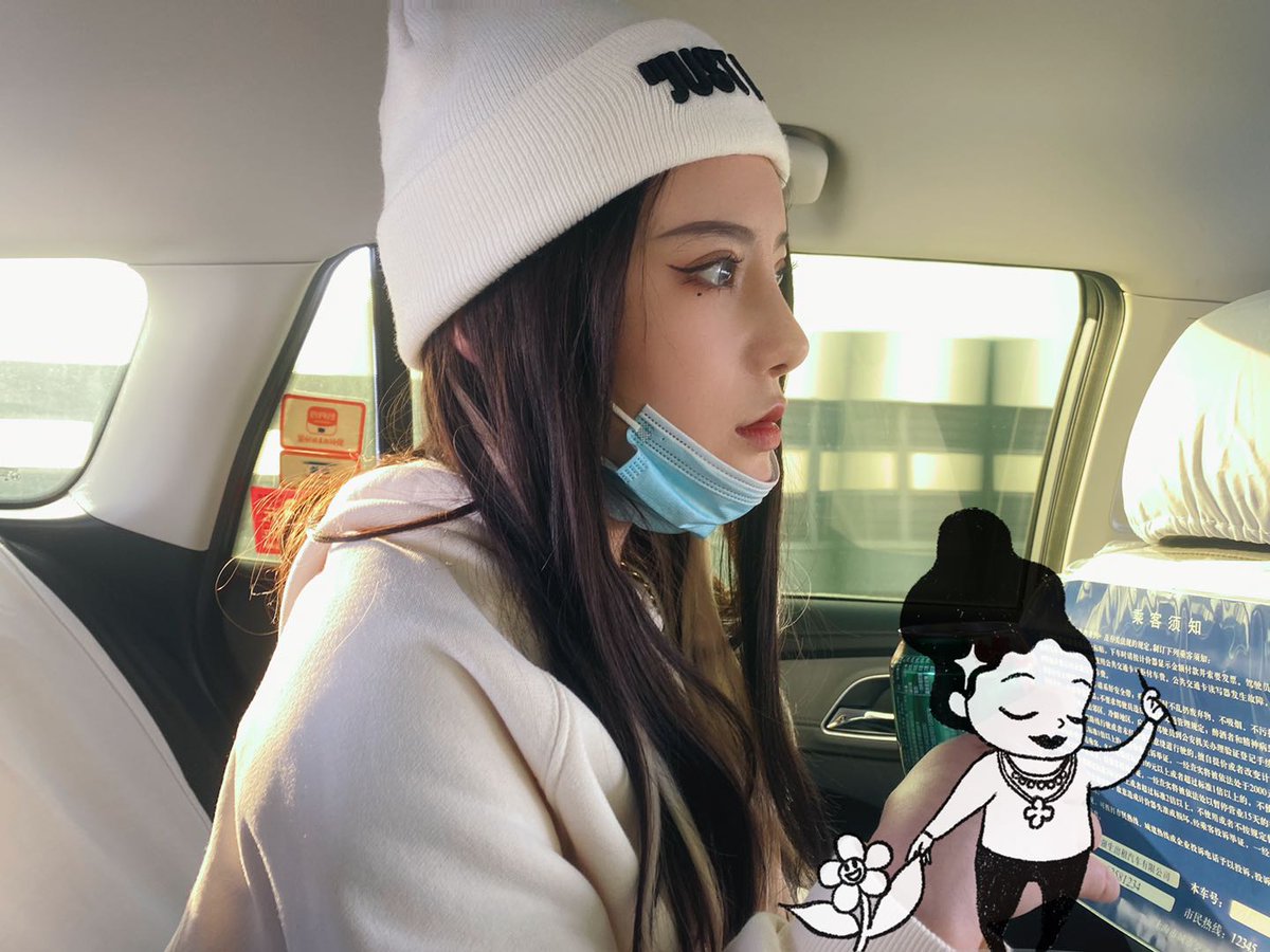 joy42297758's tweet photo. 全国空降 少妇 萝莉 御姐 转运珠 母女当天叫当天安排V信AiEr878 https://t.co/QlyQbebkQ7