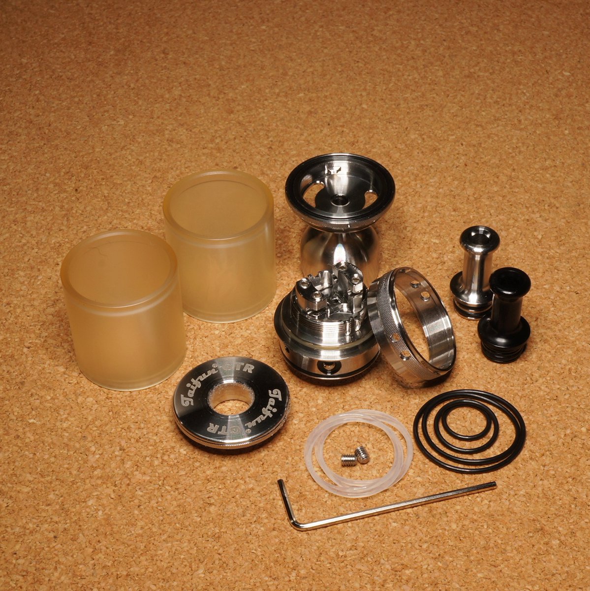 VAlphaline's tweet image. SmokerStore｜Taifun GTR RTA 再入荷！ドイツが誇る傑作 RTA です。使用感も気にならずはコンディションは抜群。スペアタンク及び POM black Drip Tip も付属しますので、是非お見逃し無く！😎😎😎 DM大歓迎 #SmokerStore #Taifun #GTR #RTA #SteamTuners #Vape #vape好きな人と繋がりたい #vape放出