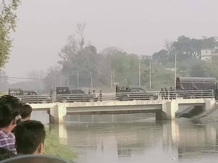 hannayuri_twt's tweet photo. tw // wound
This morning, terrorists force deployed in almost 50 universities this morning. Some teachers were violently beaten in Mandalay Institute of Technology. 
Source: VOM
R2P FOR MYANMAR
#WhatsHappeningInMyanmar  #Mar7Coup https://t.co/ne8NDlW0UG