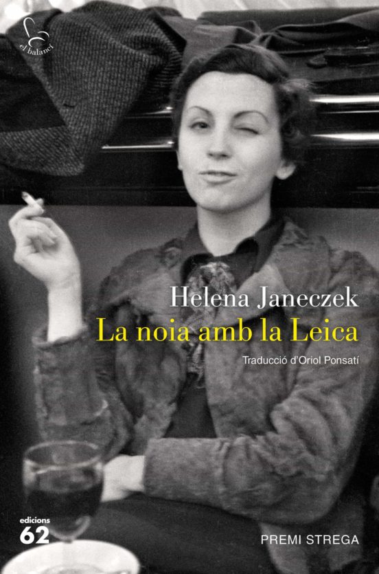 LMEDIOS's tweet photo. Gerda Taro NO era la companya de Robert Capa. Gerda Taro ERA Robert Capa. Junt amb André Friedmann.
"La noia amb la Leica", de @helenajaneczek.
@Grup62 en català i "La chica de la Leica" de @TusquetsEditor
#8M #8M2021 #Libros8M #Llibres8M #8Març #8Marzo https://t.co/UBw2qKCz9G