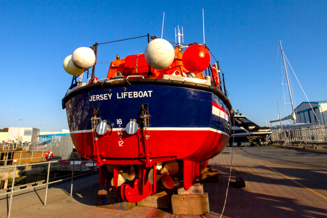 jerseylifeboats's tweet photo. Sir Max has come out of the water for her 6-monthly paint and spruce. She's looking fine now.
You can see more photos is our gallery at our website.
https://t.co/WOvblQeCeN
#JerseyLifeboat #YourBoat #YourCrew #YourLives #KeepingEveryoneSafe https://t.co/P9cGSDy31Y