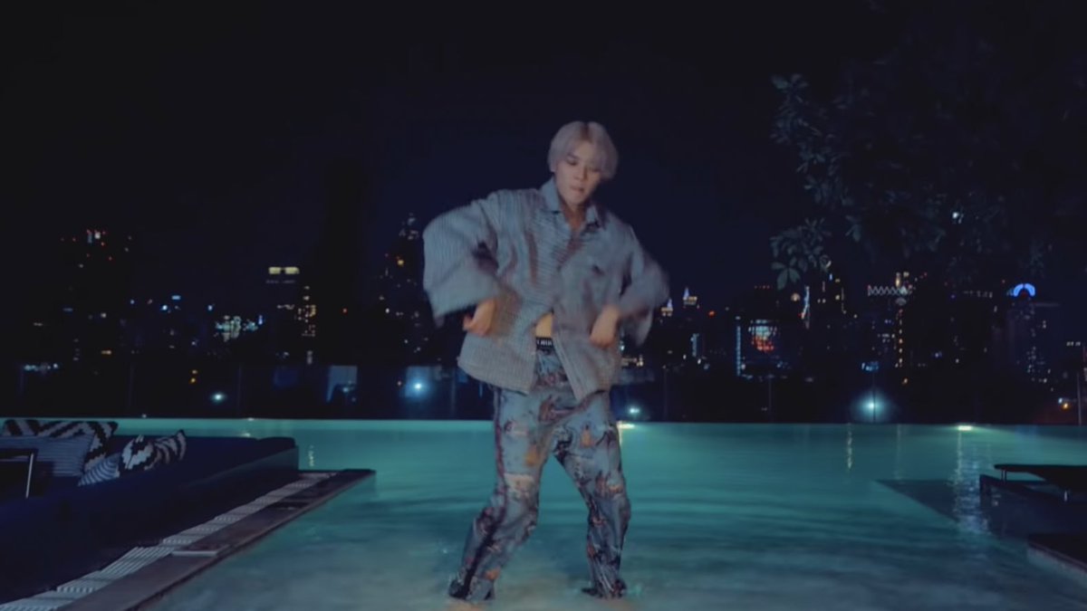 นิวยอร์ก                        มอสโก
ปารีส                            กรุงเทพ