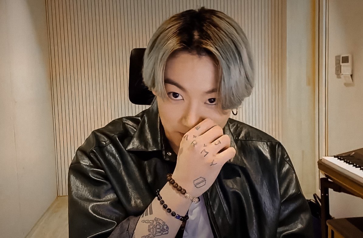 𝐩𝐚𝐢𝐫𝐲𝐭𝐚𝐥𝐞🦋rest tweet media