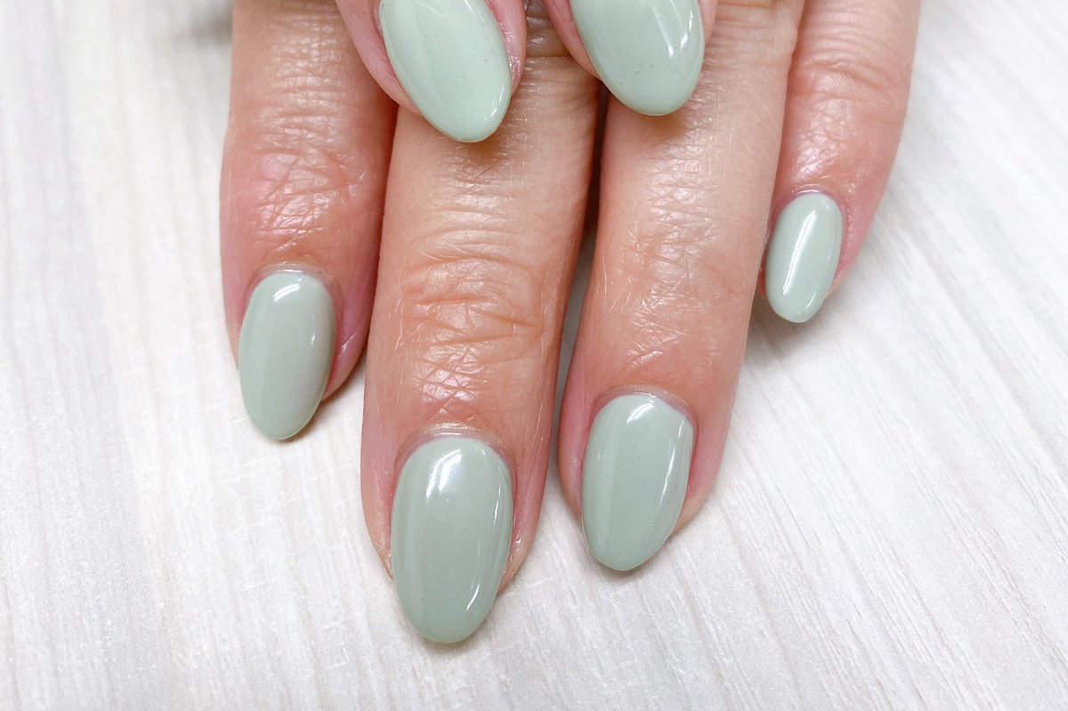 Fast Nail 立川店 新色のスプラウト グリーンです 春を感じる新芽のようなグリーン 肌馴染みが良いのでオススメです ファストネイル立川店 Fast Nail 立川店 新色のスプラウト グリーンです 春を感じる新芽のようなグリーン 肌馴染みが良いのでオススメです ファストネイル立川店