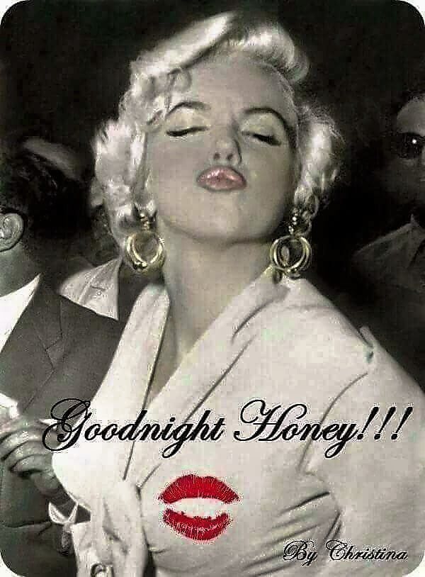 #marilynmonroe #marilynettes #marilynmonroefans #normajeanemortenson #normajeane #goddess #moviestar #followmarilynmonroe #classichollywood #hollywood #oldhollywood #goddess #beauty #hollywoodstar #sunday