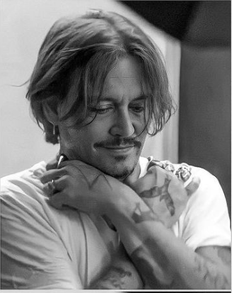 sheilaw654321's tweet photo. #JusticeForJohnnyDepp  #CityOfLiesFilm  #JohnnyDepp #InfinitumNihil #Minamata https://t.co/cS3aEeAla1