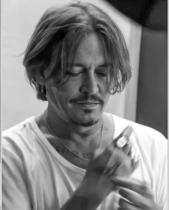 sheilaw654321's tweet photo. #JusticeForJohnnyDepp  #CityOfLiesFilm  #JohnnyDepp #InfinitumNihil #Minamata https://t.co/cS3aEeAla1