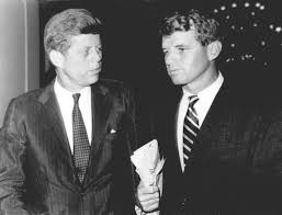 DrTomMartinPhD's tweet photo. I'm Old!
I Experienced These Assassinations!
I Lived These, Didn't Just Read/Hear About Them
1) Medgar Evers
2/3) JFK/Robert Kennedy
4) Malcolm X
5) Martin Luther King Jr.
They Were ALL PROGRESSIVES!
REPUBLICANS WILL KILL YOU!
To Keep You Down!
I've Lived It! #TheSundayShow https://t.co/u7NpKRkANq