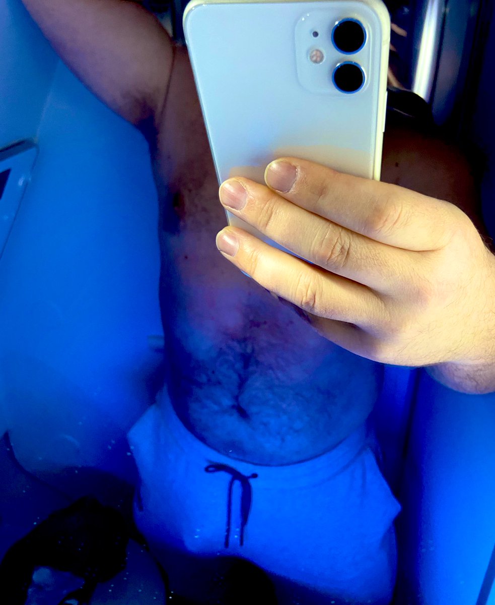 stevewolfx1's tweet photo. I was feeling myself on the way to Palm Springs yesterday afternoon. 😈🍆 #hornytraveler #airplaneboner #flythatcock @flythatcock https://t.co/tHm6IRlA7h