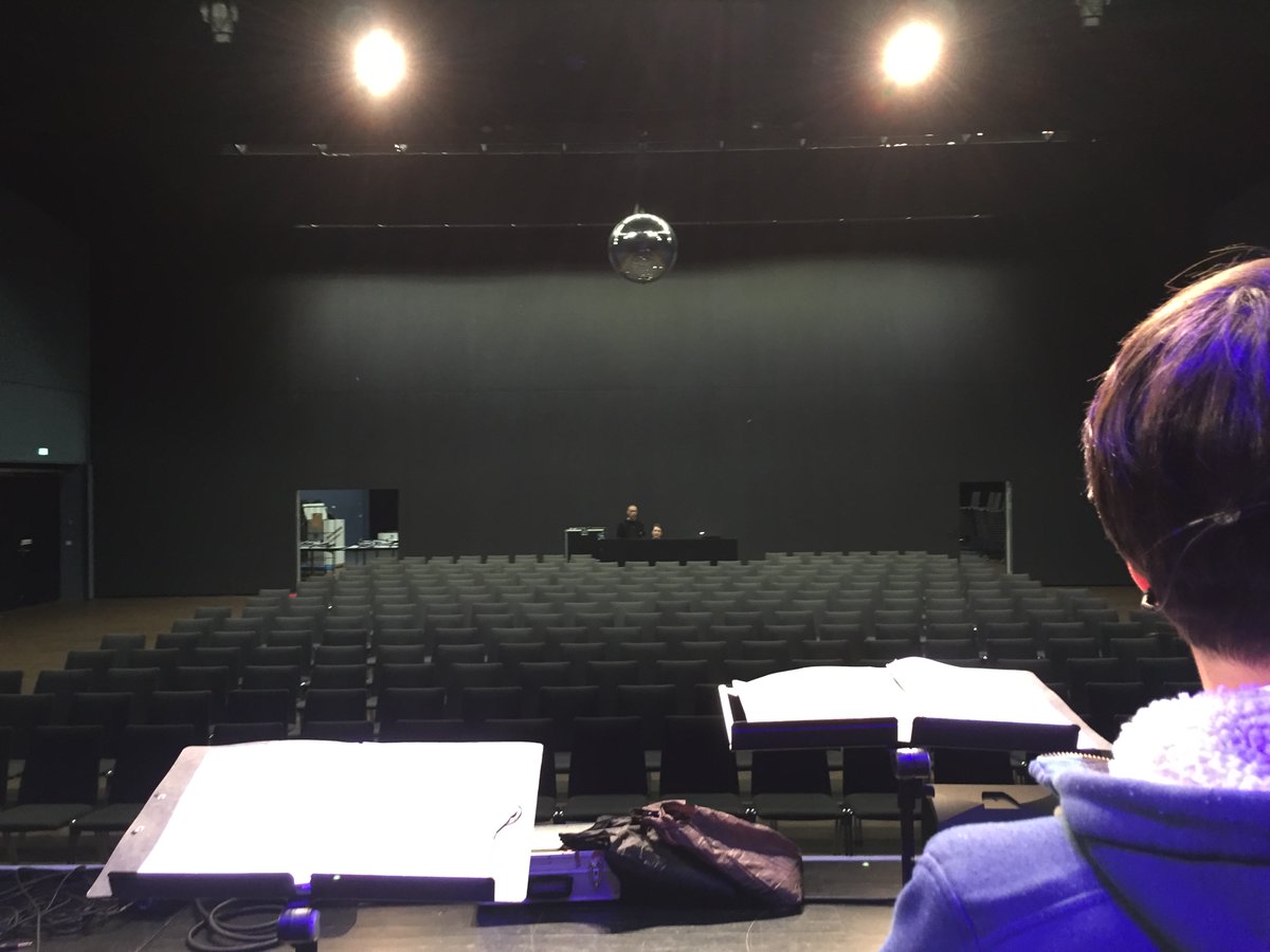 Aufruf an Kulturschaffende aller Genres und Branchen zu 1 Jahr Kultur-Lockdown am15.März: Postet Videos unter #KulturamArsch