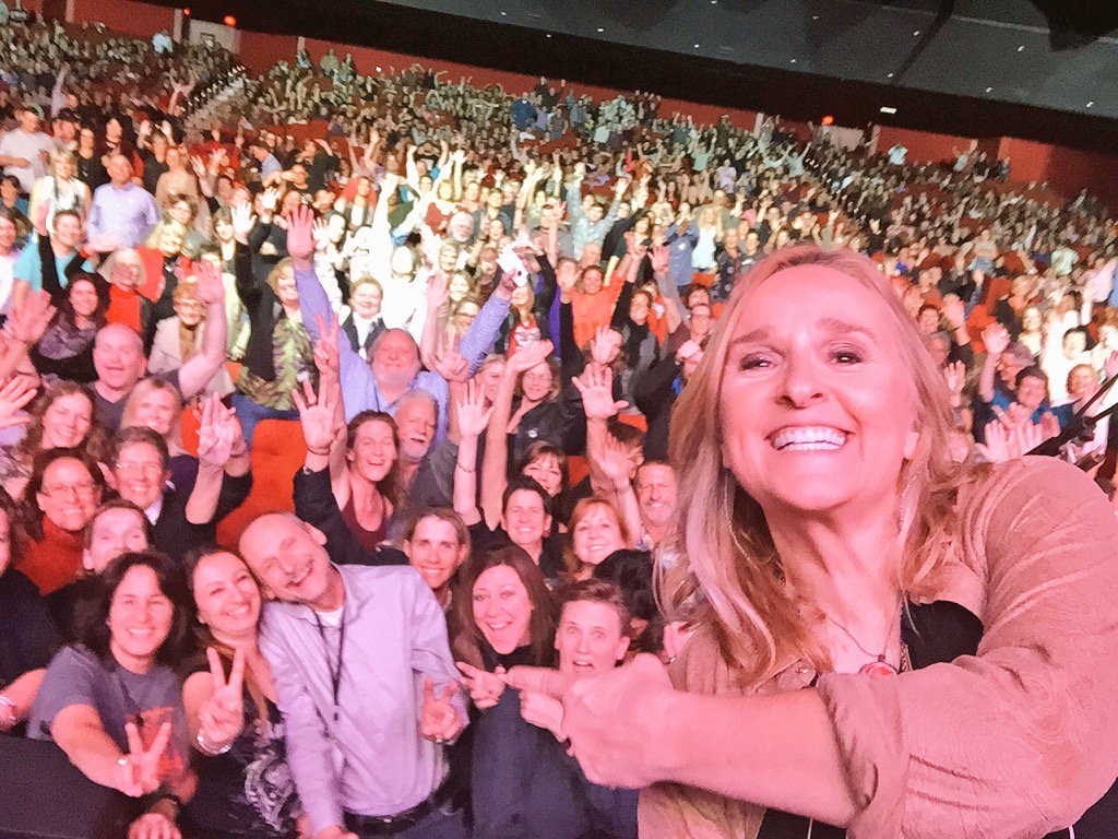 metheridge's tweet photo. One of the best parts of performing is connecting with all of you guys! Anyone see themselves in this #Melfie? https://t.co/dbWsIZ81Kk