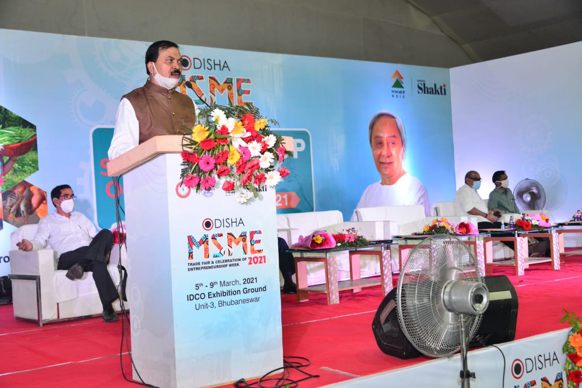 MsmeDepartment's tweet photo. Day 2 of the 
@OdishaMSMETradeFair2021
 started off with a seminar on "Importance of marketing &amp; financial needs for #MSMEs &amp; #Startups” at Seminar Hall #OMSMETF2021 ! 
@CMO_Odisha @minmsme @investindia @InvestInOdisha https://t.co/Ck2sICWwhj