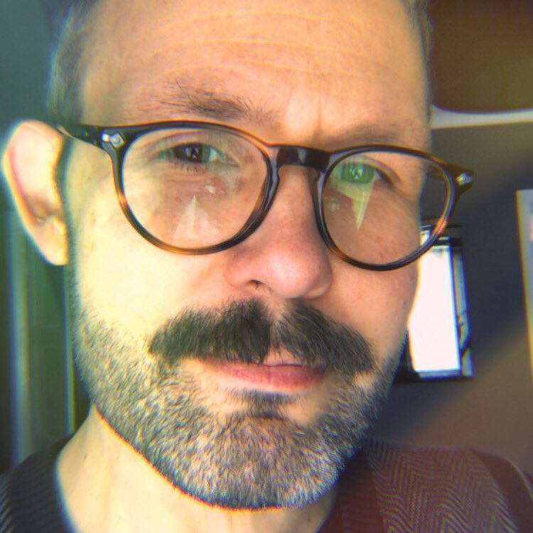 sewmarkfrancis's tweet photo. Beard trim realness...too short though? I think I got the wrong setting on the old trimmer. Feeling like an extra from Miami Vice. #beardsoftwitter #beardtrim #miamivice #moustachestyle #moustache #sundayfilter https://t.co/3NGexMTa37